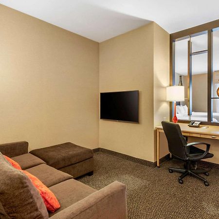 Cambria Hotel Akron - Canton Airport Uniontown Dış mekan fotoğraf