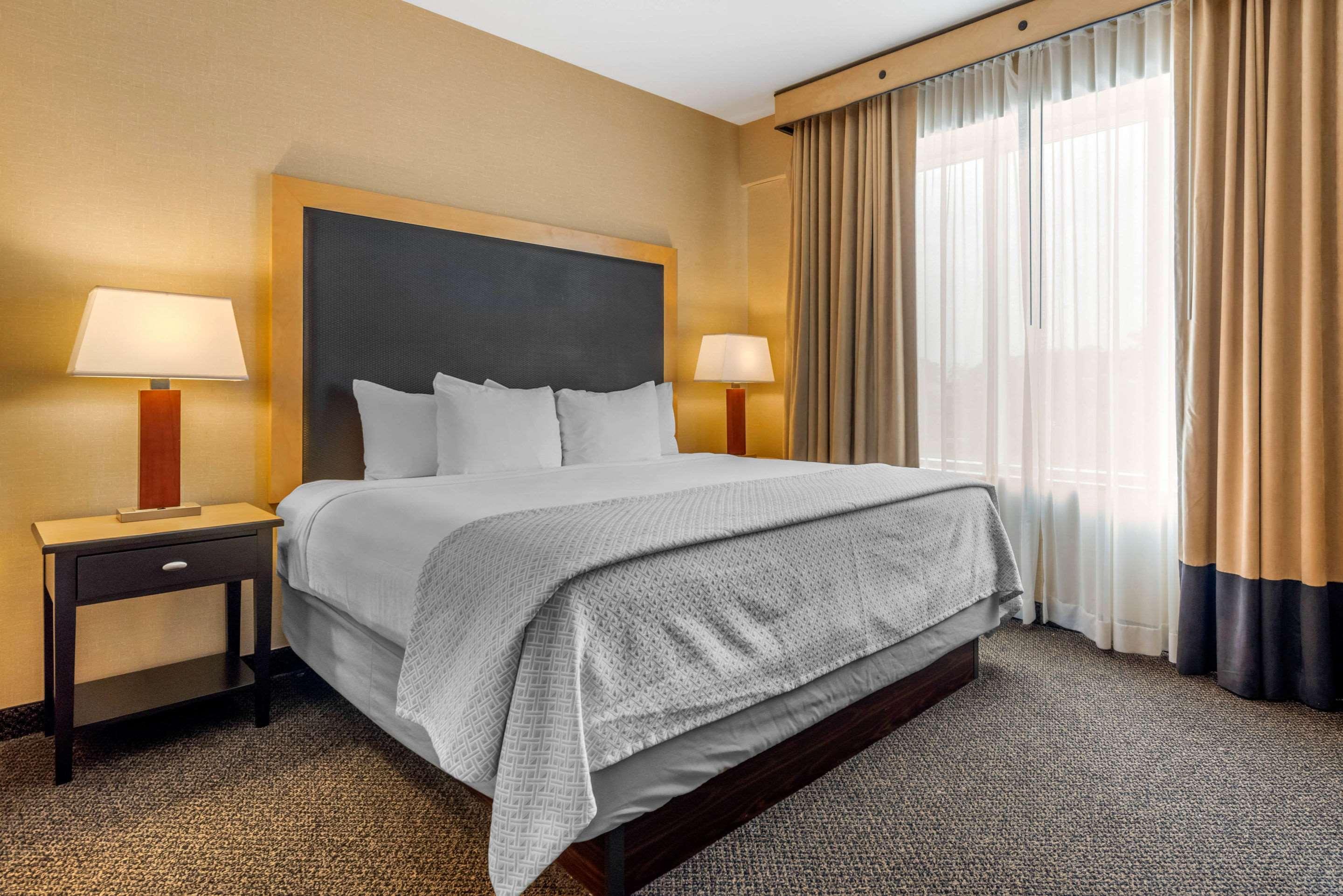 Cambria Hotel Akron - Canton Airport Uniontown Dış mekan fotoğraf