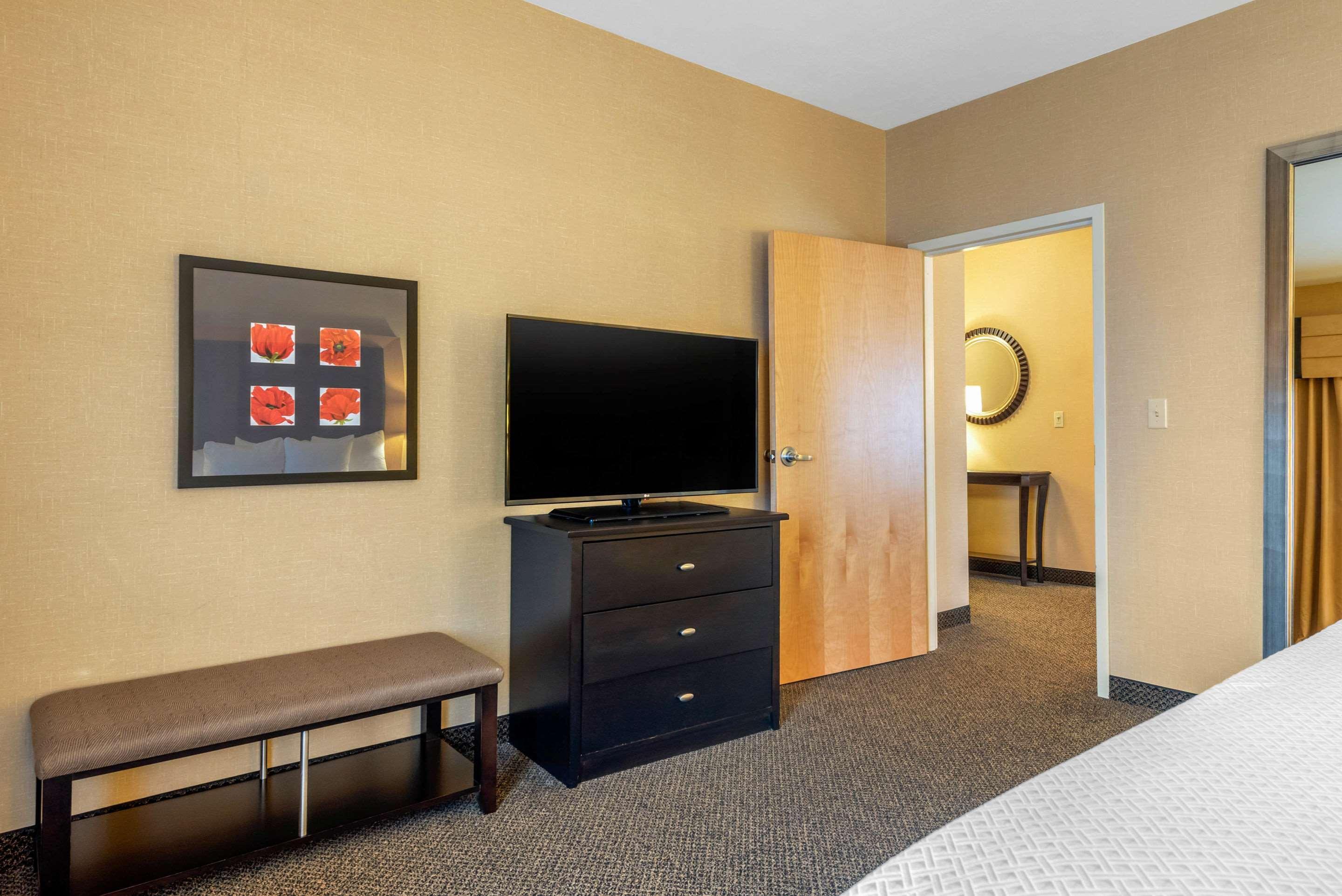 Cambria Hotel Akron - Canton Airport Uniontown Dış mekan fotoğraf