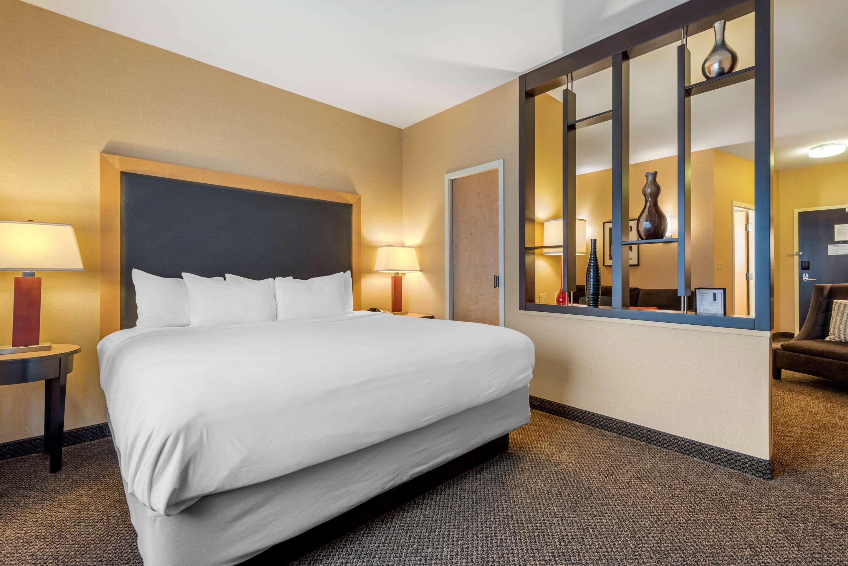Cambria Hotel Akron - Canton Airport Uniontown Dış mekan fotoğraf
