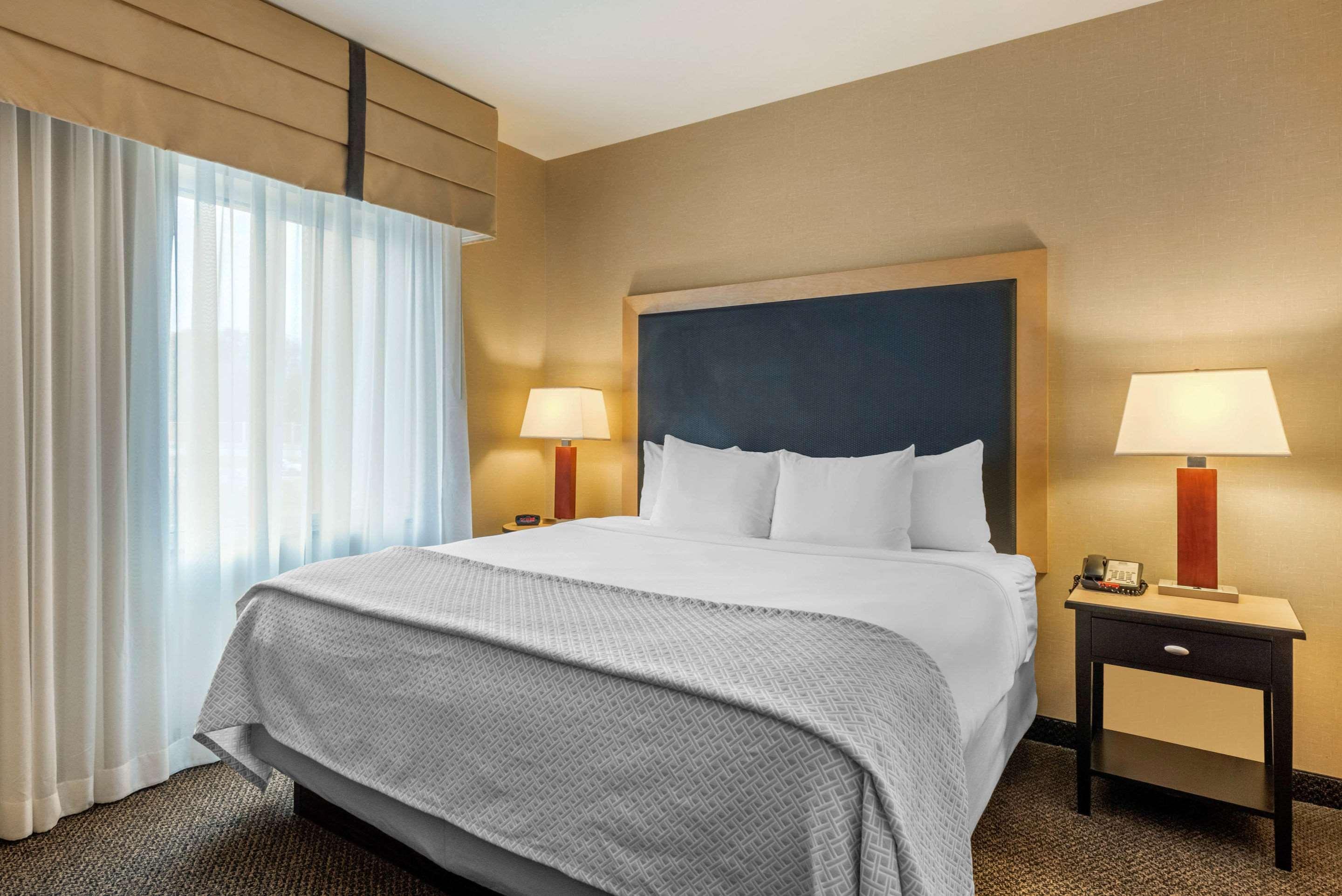 Cambria Hotel Akron - Canton Airport Uniontown Dış mekan fotoğraf