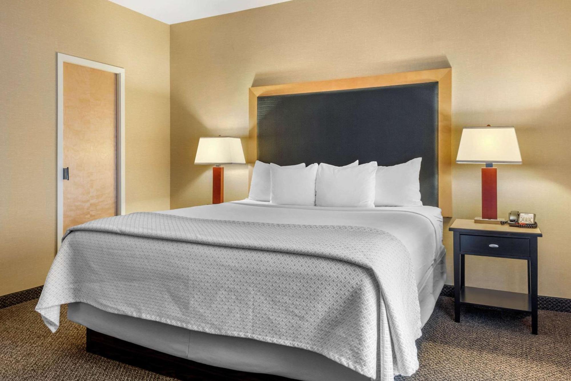 Cambria Hotel Akron - Canton Airport Uniontown Dış mekan fotoğraf